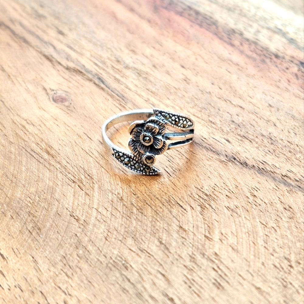 Vintage 925 Marcasite Ring